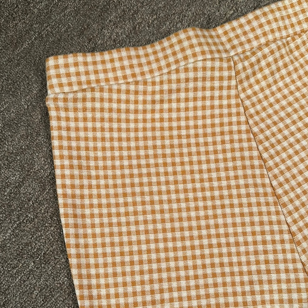 Gingham Tan/Dark Yellow Women's Shorts - Picture 6 of 11